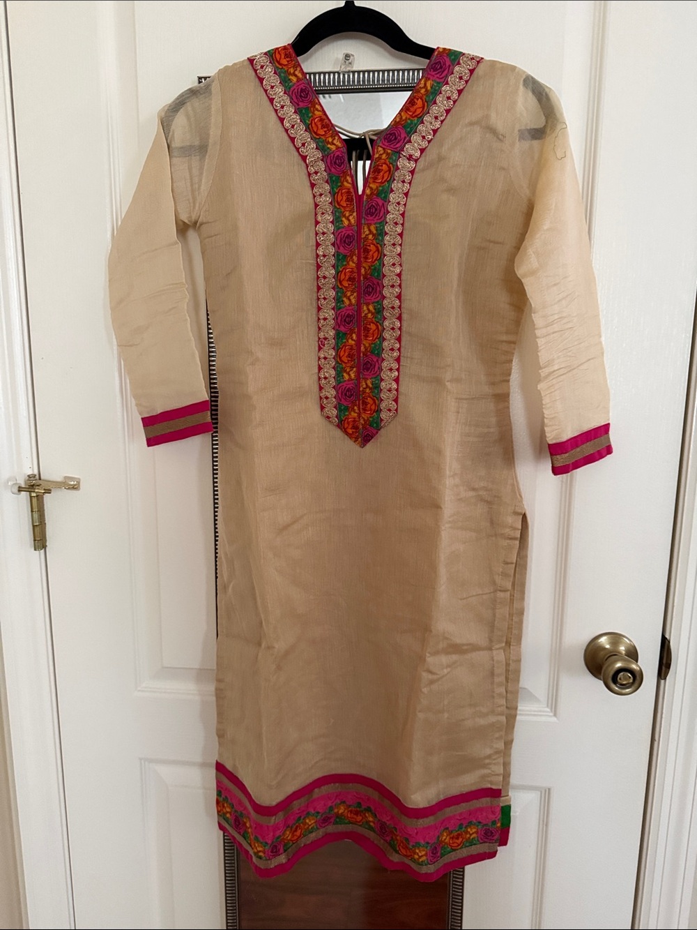 Woman’s kurta / Indian dress